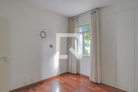 Apartamento para alugar com 220m², 4 quartos e 2 vagasQuarto 2