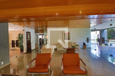 Apartamento para alugar com 220m², 4 quartos e 2 vagasÁrea comum - Salão de festas