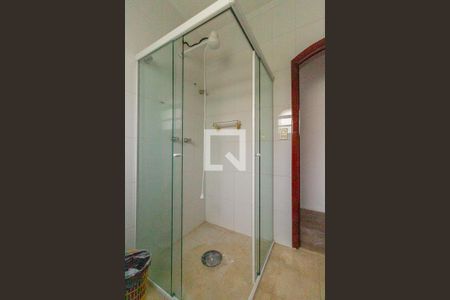 Casa à venda com 234m², 4 quartos e 1 vagaBanheiro 2