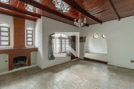 Sala de casa à venda com 4 quartos, 234m² em Ipiranga, São Paulo