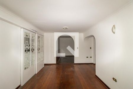 Casa à venda com 234m², 4 quartos e 1 vagaSalão 