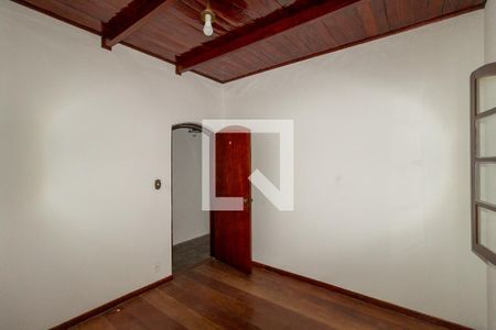 Casa à venda com 234m², 4 quartos e 1 vagaQuarto 2
