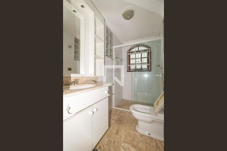 Casa à venda com 234m², 4 quartos e 1 vagaBanheiro 3