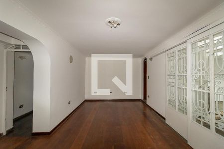 Casa à venda com 234m², 4 quartos e 1 vagaSalão 