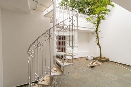 Casa à venda com 234m², 4 quartos e 1 vagaQuintal 