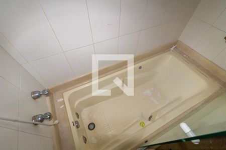 Casa à venda com 234m², 4 quartos e 1 vagaBanheiro Suíte 