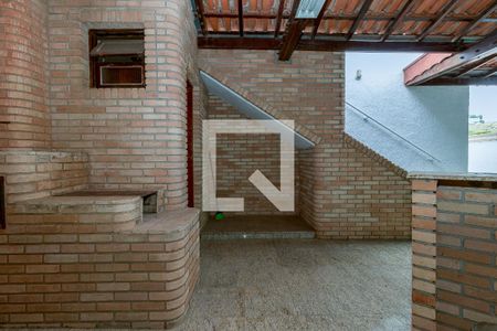 Casa para alugar com 280m², 4 quartos e 6 vagas Casa para alugar com 280m², 4 quartos e 6 vagasChurrasqueira