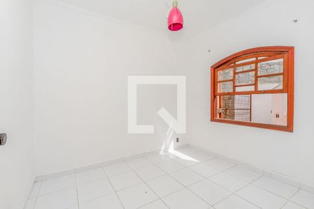 Casa para alugar com 280m², 4 quartos e 6 vagas Casa para alugar com 280m², 4 quartos e 6 vagasQuarto de Serviço