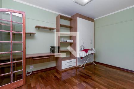 Casa para alugar com 280m², 4 quartos e 6 vagas Casa para alugar com 280m², 4 quartos e 6 vagasQuarto 1