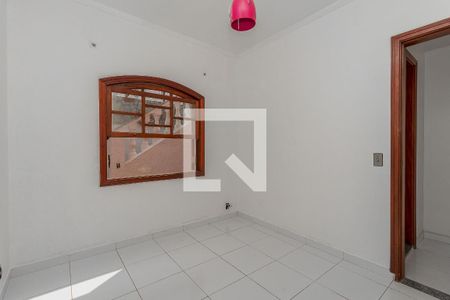 Casa para alugar com 280m², 4 quartos e 6 vagas Casa para alugar com 280m², 4 quartos e 6 vagasQuarto de Serviço