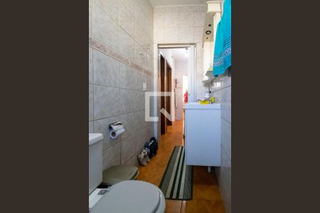 Casa para alugar com 200m², 2 quartos e sem vaga Casa para alugar com 200m², 2 quartos e sem vagaBanheiro Social