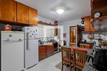 Casa à venda com 210m², 4 quartos e 4 vagasCozinha