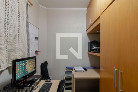 Casa à venda com 210m², 4 quartos e 4 vagasQuarto de Serviço/Escritório