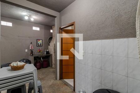 Casa à venda com 210m², 4 quartos e 4 vagasÁrea de Serviço