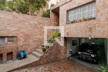 Casa à venda com 210m², 4 quartos e 4 vagasGaragem