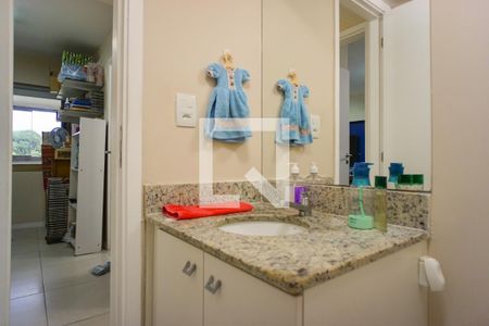 Lavabo de apartamento para alugar com 4 quartos, 169m² em Recreio dos Bandeirantes, Rio de Janeiro