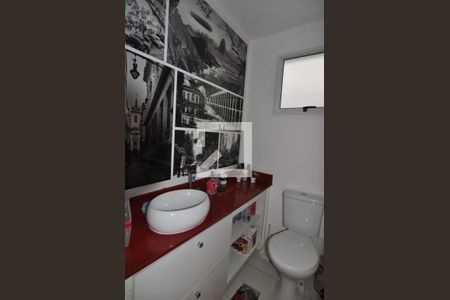 Casa à venda com 247m², 4 quartos e 4 vagasLavabo