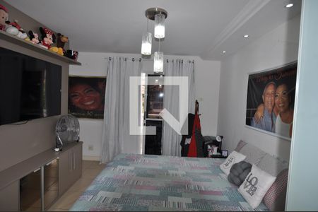 Casa à venda com 247m², 4 quartos e 4 vagasQuarto 2 - Armários