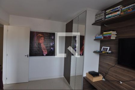 Casa à venda com 247m², 4 quartos e 4 vagasQuarto 4 - Armários