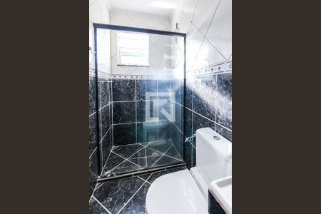 Banheiro de kitnet/studio à venda com 1 quarto, 32m² em Vila Ipiranga, Porto Alegre