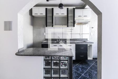 Cozinha de kitnet/studio à venda com 1 quarto, 32m² em Vila Ipiranga, Porto Alegre