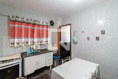 Casa à venda com 281m², 9 quartos e 3 vagasCozinha