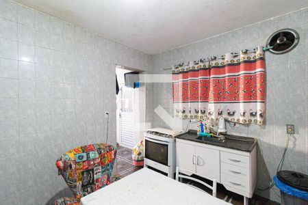 Casa à venda com 281m², 9 quartos e 3 vagasCozinha