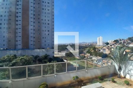 Vista da Sala de apartamento para alugar com 3 quartos, 85m² em Engenho Nogueira, Belo Horizonte