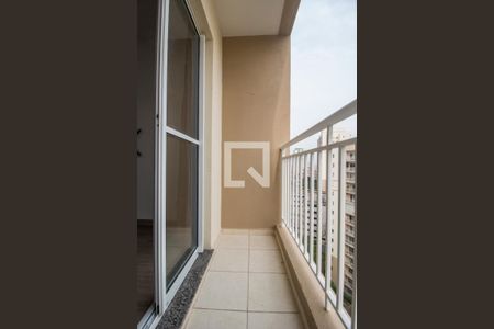 Sacada de apartamento à venda com 2 quartos, 61m² em Jardim Tupanci, Barueri