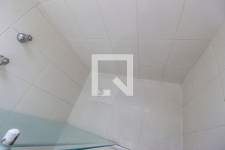 Apartamento à venda com 61m², 2 quartos e 1 vagaDetalhe do Banheiro da Suite