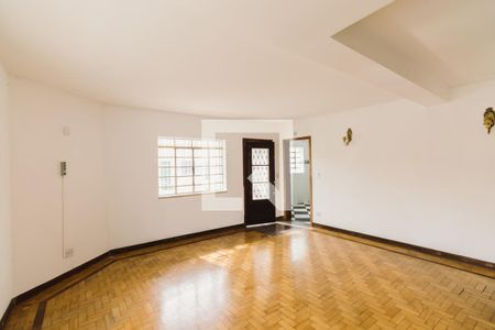Casa à venda com 3 quartos, 200m² em Lapa de Baixo, São Paulo