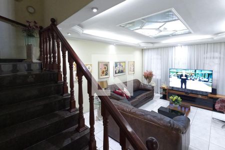 Casa à venda com 404m², 5 quartos e 4 vagasEscada 