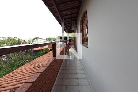 Casa à venda com 404m², 5 quartos e 4 vagasVaranda 