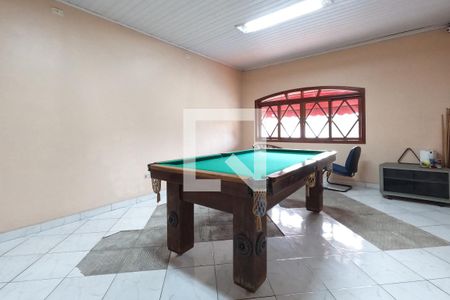 Casa à venda com 404m², 5 quartos e 4 vagasSalão de Jogos