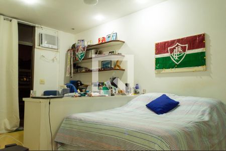 Apartamento à venda com 220m², 4 quartos e 3 vagasQuarto 4 - Suíte