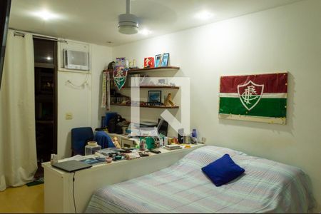 Apartamento à venda com 220m², 4 quartos e 3 vagasQuarto 4 - Suíte