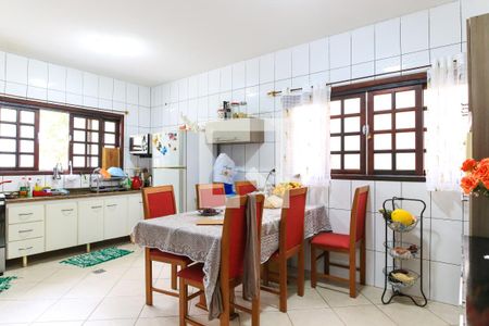 Casa para alugar com 225m², 2 quartos e 2 vagasCozinha