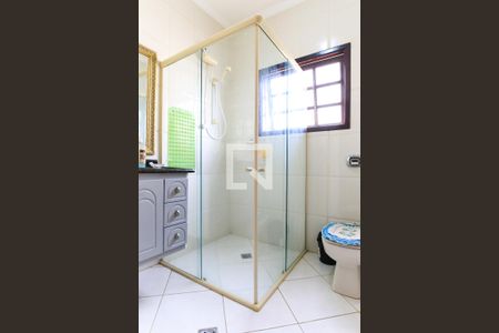 Casa para alugar com 225m², 2 quartos e 2 vagasBanheiro 1