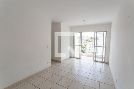 Sala de apartamento para alugar com 3 quartos, 74m² em Pompéia, Belo Horizonte