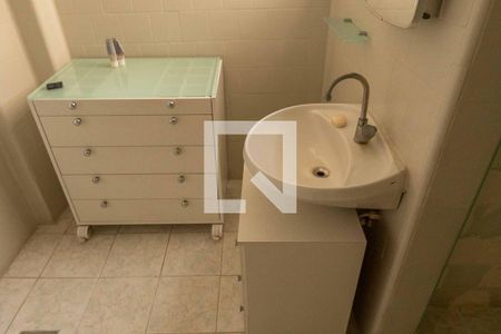 Apartamento à venda com 86m², 2 quartos e 1 vagaBanheiro Social