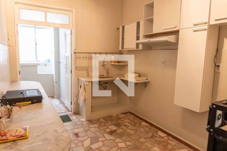 Apartamento à venda com 86m², 2 quartos e 1 vagaCozinha