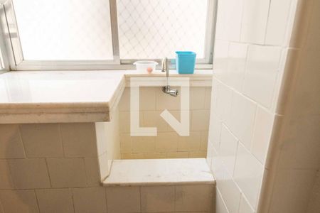 Apartamento à venda com 86m², 2 quartos e 1 vagaÁrea de Serviço