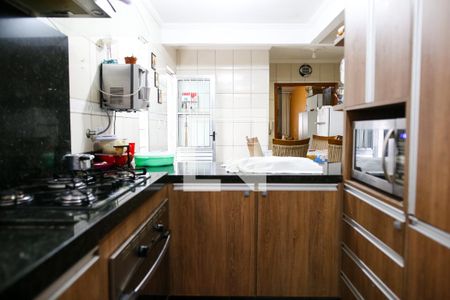 Casa à venda com 319m², 6 quartos e 6 vagas Casa à venda com 319m², 6 quartos e 6 vagasCozinha