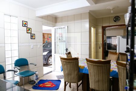 Casa à venda com 319m², 6 quartos e 6 vagas Casa à venda com 319m², 6 quartos e 6 vagasCozinha