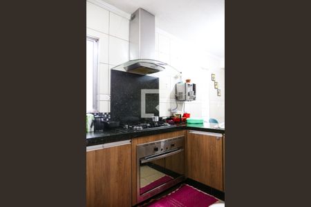 Casa à venda com 319m², 6 quartos e 6 vagas Casa à venda com 319m², 6 quartos e 6 vagasCozinha