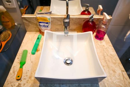 Casa à venda com 319m², 6 quartos e 6 vagas Casa à venda com 319m², 6 quartos e 6 vagasBanheiro da Suite 1