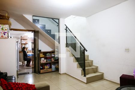 Sala de casa à venda com 6 quartos, 319m² em Vila São Pedro, Santo André