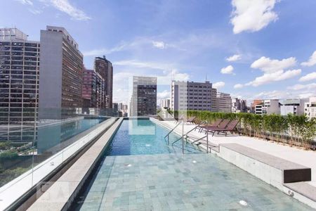 Studio à venda com 25m², 1 quarto e 1 vaga Studio à venda com 25m², 1 quarto e 1 vagaÁrea comum - Piscina