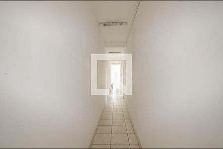 Casa para alugar com 500m², 7 quartos e sem vaga Casa para alugar com 500m², 7 quartos e sem vagaCorredor