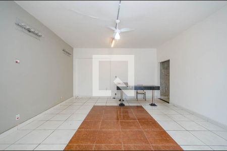 Sala 1 de casa para alugar com 7 quartos, 500m² em Caiçaras, Belo Horizonte